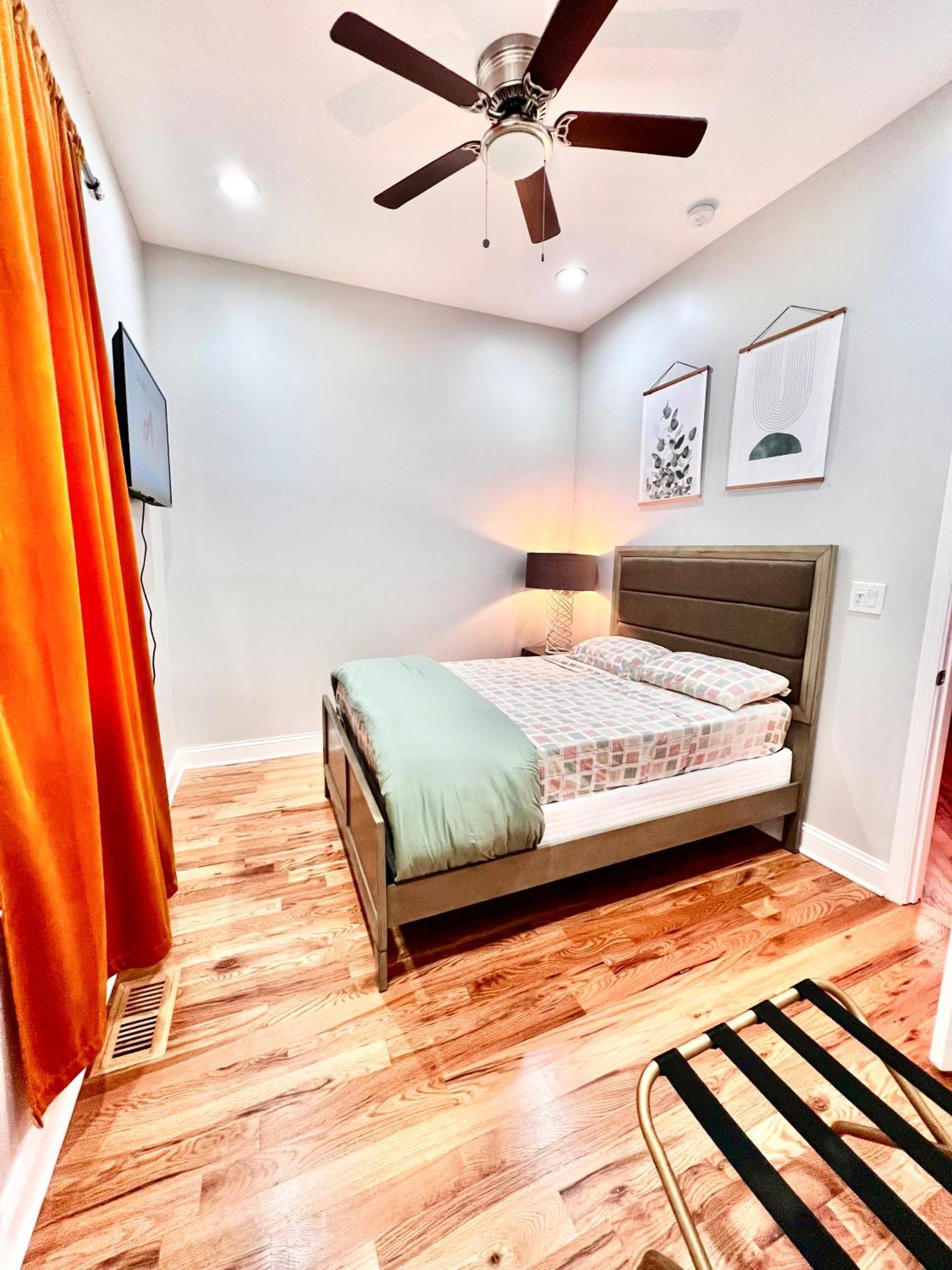 Lux Apt In Bronzeville, Min From Downtown-Rsv Now! Чикаго Екстер'єр фото